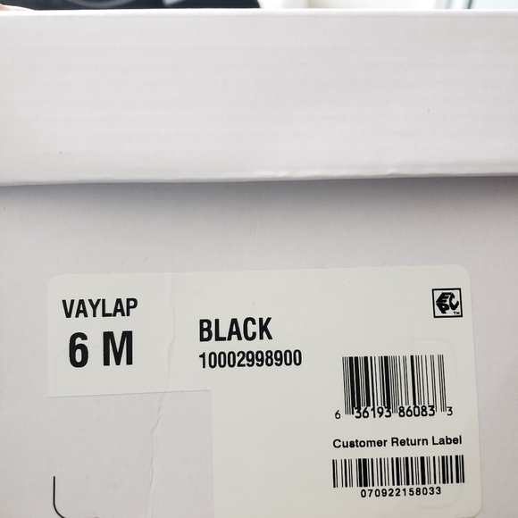 Bar III Vaylap Black Pull-on Closed Round Toe Boots Sz 6M - Picture 12 of 12